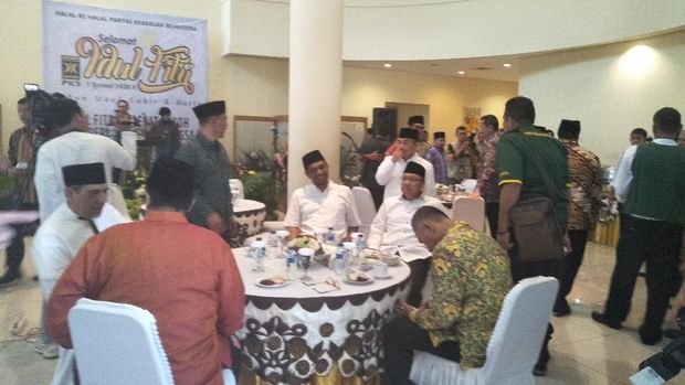 Zulkifli Hasan Sampai Anies Hadiri Halal Bihalal di DPP PKS
