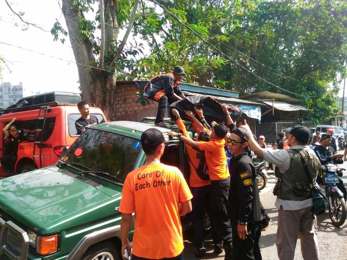 Pria Yang Lompat ke Sungai Ciliwung Diduga Maling, Ditemukan Tewas