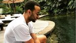 Foto: Gaya John Legend Liburan Keluarga di Bali