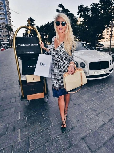 Gaya hidup mewah wanita Dubai. Foto: Dok. Instagram @richkidsofdubai Gaya hidup mewah wanita Dubai. Foto: Dok. Instagram @richkidsofdubai