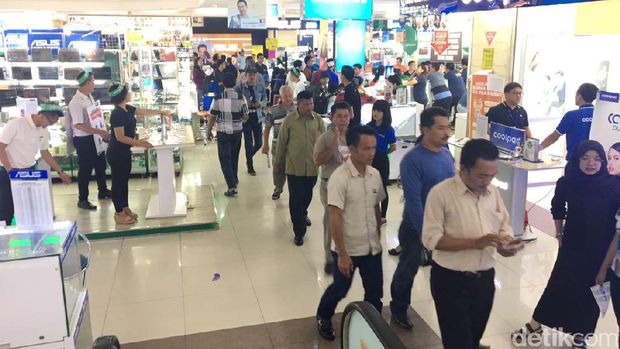 Glodok dan Mangga Dua Sudah Sepi, Bagaimana Roxy?