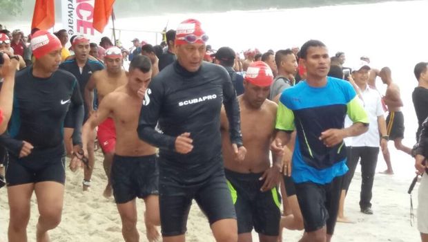 Kenang Jasa Pahlawan, Kodam Pattimura Gelar Lomba Aquathlon