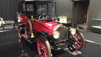 Saat ini replika Mitsubishi Model A, yang dibuat ulang menggunakan arsip dan dokumen lampau, dipamerkan di Mitsubishi Auto Gallery di Okazaki City, Prefektur Aichi.(Foto: Dadan Kuswaraharja)