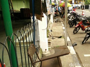 Bagaimana Standarisasi Pembangunan Trotoar di Jakarta?
