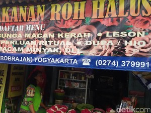 Fakta Menarik di Balik Warung Makanan Roh Halus di Yogyakarta