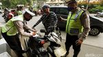 Terobos Jalur Cepat, Pemotor Kena Razia Polisi