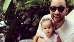 Liburan Indah Chrissy Teigen dan John Legend di Bali