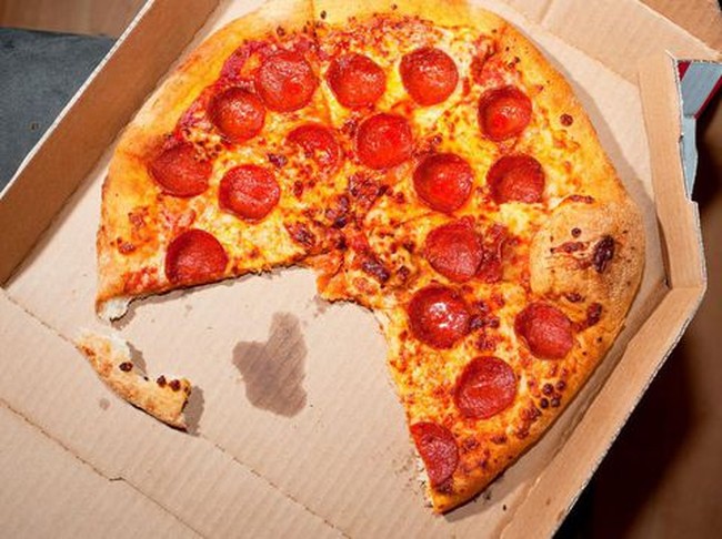 Pizza Italia Dapat Status Warisan Dunia hingga Ayam Goreng Hitam Pekat