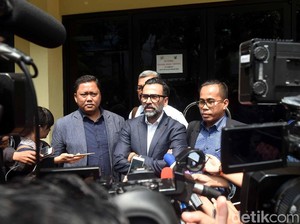Babak Belur, Anak Jeremy Thomas Diinterogasi 8 Oknum Polisi di Kamar Hotel