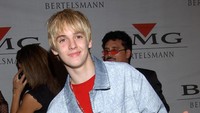 Ia pun menjadi idola karena wajah tampan dan suara merdunya itu. Sebastian Artz/Getty Images/detikFoto.