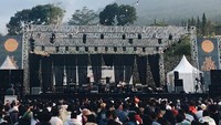 Apalagi alam Malang yang begitu indah juga membuat Folk Music Festival begitu syahdu. Foto: Instagram Folk Music Festival