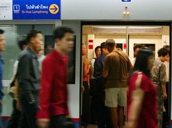 Potret Tertib MRT Luar Negeri, Akankah Jakarta Seperti Ini?