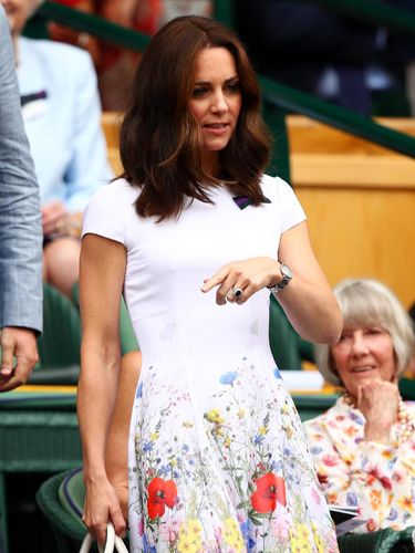 Pippa dan Kate Middleton Bergaun Putih di Wimbledon, Lebih Stylish Mana?