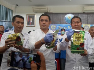 Bawa Sabu 4 Kg dari Aceh, 4 Orang Ditangkap BNNP Sumsel