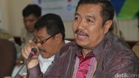 Wali Kota membentuk tim pelaksana pengawasan dan pengendalian kepesertaan program jaminan sosial ketenagakerjaan yang tertuang dalam Surat Keputusan Walikota Kota Administrasi Jakarta Selatan Nomor: 103 Tahun 2017. Surat ini merupakan turunan dari Peraturan Gubernur Nomor 55 Tahun 2016 tentang Pelaksanaan Jaminan Sosial Bagi Tenaga Kerja melalui Badan Penyelenggara Jaminan Sosial Ketenagakerjaan.