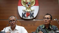KPK menegaskan penetapan ini tidak ada kaitannya dengan Pansus Hak Angket KPK di DPR yang sedang bergulir.