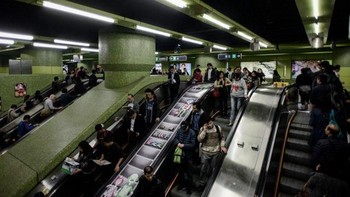 Kalau ini adalah stasiun MRT besar di Hong Kong. Foto: Getty Images