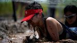 Foto: Serunya Lomba Lari Lumpur di Shanghai, China