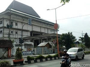 Mega Proyek Gedung Pelayanan di Kota Mojokerto Mangkrak