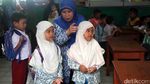 Begini Semangat Siswa SD di Hari Pertama Masuk Sekolah