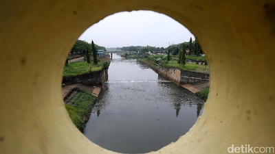 Wajah Kanal Banjir Timur Kini Makin Rapi