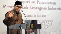 Zulkifli Hasan menyampaikan sambutannya.