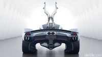 Aston Martin Valkyrie memiliki lampu depan yang mendapat inspirasi dari fungsionalitas komponen mobil Formula 1. Foto: Aston Martin via Newspress
