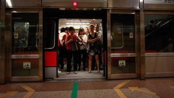 Hampir seluruh wilayah Singapura sudah terhubung dengan MRT. Foto: Getty Images