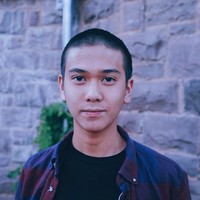 Di tahun yang sama, pria 21 tahun ini juga pernah tampil plontos. Foto: Dok. Instagram/iqbaal.e