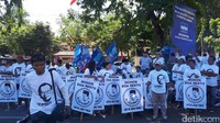 Namun, pada Oktober 2017, La Nyalla mundur dari pencalonan lewat Demokrat karena kecewa. Penyebabnya, Demokrat masih membuka pendaftaran lagi untuk memasukkan nama Khofifah Indar Parawansa (Foto: Zaenal Effendi/detikcom)