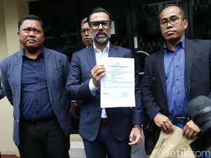 Jeremy Thomas Minta Jokowi Payungi Kasus Kekerasan Terhadap Anaknya