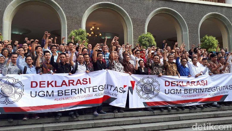 Mendengar Suara Dukungan UGM untuk KPK Mendengar Suara Dukungan UGM untuk KPK