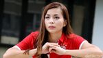 Olahraga Dulu Yuk Bareng Si Seksi Sandra Olga yang Lahir di Angkasa