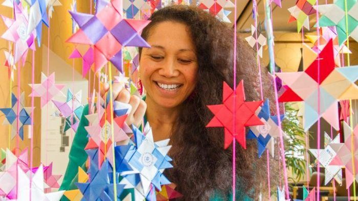 Menganyam Sejuta Bintang Untuk Melawan Kekerasan