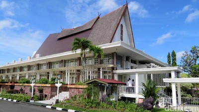 Mengintip Istana Isen Mulang Rancangan Sukarno