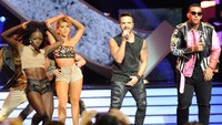 Bravo, Luis Fonsi! Kami tunggu karya-karyamu selanjutnya. Foto: Getty Images