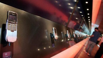 Produsen asal Finlandia ini juga banyak mendirikan toko khusus di berbagai belahan dunia. Foto: Getty Images