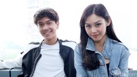 Kebersamaan Iqbaal CJR dan Vanesha Prescilla saat berkunjung di detikcom. (Foto: Asep Syaifullah)