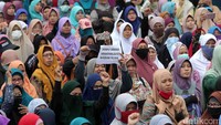 Perppu tersebut telah merugikan ormas lainnya.