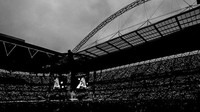 Padahal masih ada dua jadwal konser tersisa yang harus ia selesaikan. Foto: Instagram Adele