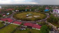 Kota Palangka Raya memiliki luas hampir 4 kali lipat dengan Jakarta. Jakarta memiliki luas 660 Km2, sedangkan Palangka Raya seluas 2.400 km2. (Dok. 20detik).
