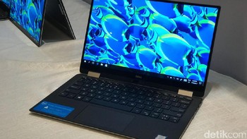XPS 13 2-in1 turut dibekali engsel 360 derajat. (Foto: detikINET/Adi Fida Rahman)