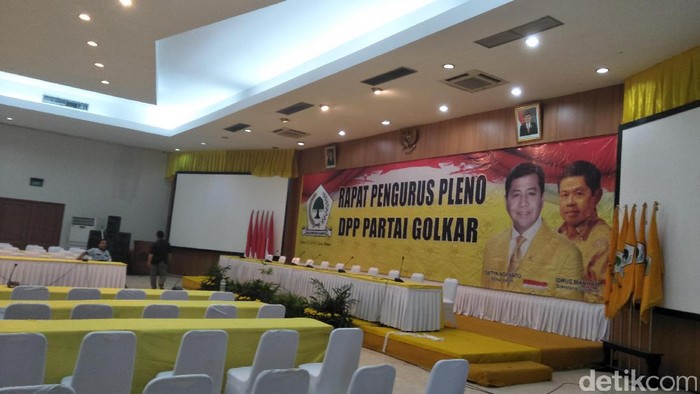 Novanto Tersangka, Begini Suasana Kantor Golkar Jelang Rapat Pleno