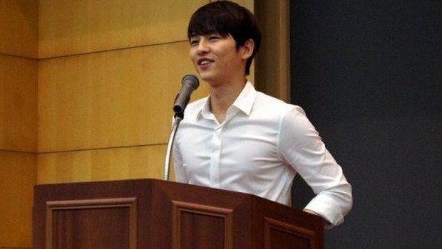 Song Joong Ki Saat Kuliah