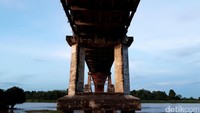 Sungai Kahayan sendiri merupakan salah satu sungai terbesar di Pulau Kalimantan. Luasnya mencapai 81.648 km2, panjang 600 km, lebar 500 m, dan kedalamannya mencapai 7 m. Selain bermuara di 3 kabupaten antara kota palangkaraya, kabupaten gunung mas, dan kabupaten pulang pisau, akhir dari sungai ini berakhir di laut Jawa.