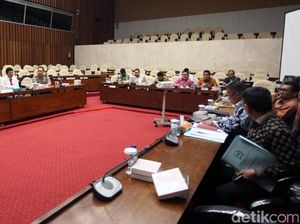 Sebelum Paripurna DPR, Pansus Angket KPK Berharap Temui Jokowi