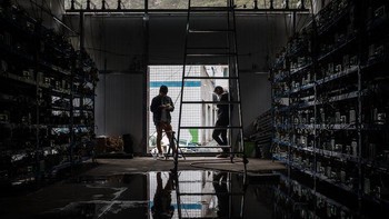 Ada sekitar 26 tempat yang diduga merupakan penambangan bitcoin yang ditutup dalam razia ini di provinsi Sichuan, salah satu lokasi paling favorit penambang Bitcoin di China. Foto: Next Shark