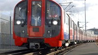 Metro pertama di dunia lahir di London. Kereta yang bernama London Tube ini hadir pada tahun 1863. (Istimewa).