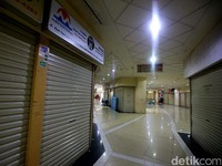 Ritel Ramai-ramai Tutup Gerai Tahun Ini, Ada Apa?
