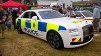 Pabrikan mobil asal Inggris Rolls-Royce pun tak ketinggalan ingin menghadirkan sebuah mobil yang dikhususkan untuk kepolisian di negara asalnya. Foto: Carscoops.